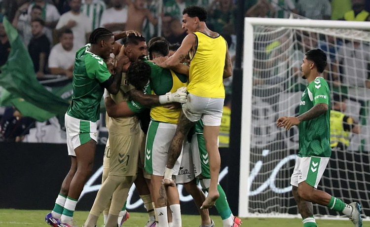 El secreto de Álvaro Valles y la ilusión por la Champions: «Queremos estar entre los 24 mejores» El secreto de Álvaro Valles y la ilusión por la Champions: «Queremos estar entre los 24 mejores»