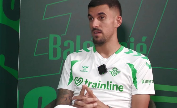 «Pepe Mel decía que Dani Ceballos iba a ser un gran jugador como mediocentro; no le faltó la razón» «Pepe Mel decía que Dani Ceballos iba a ser un gran jugador como mediocentro; no le faltó la razón»