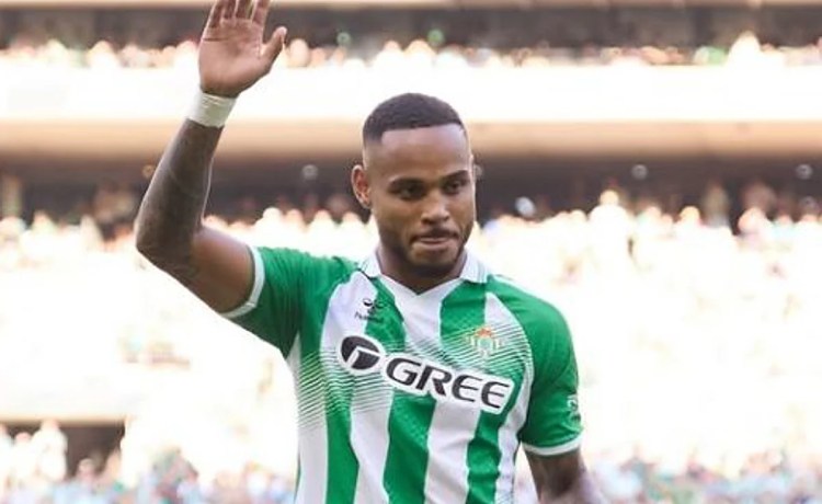 El Betis ya rentabiliza el blindaje a Natan, el futbolista de campo que más juega El Betis ya rentabiliza el blindaje a Natan, el futbolista de campo que más juega