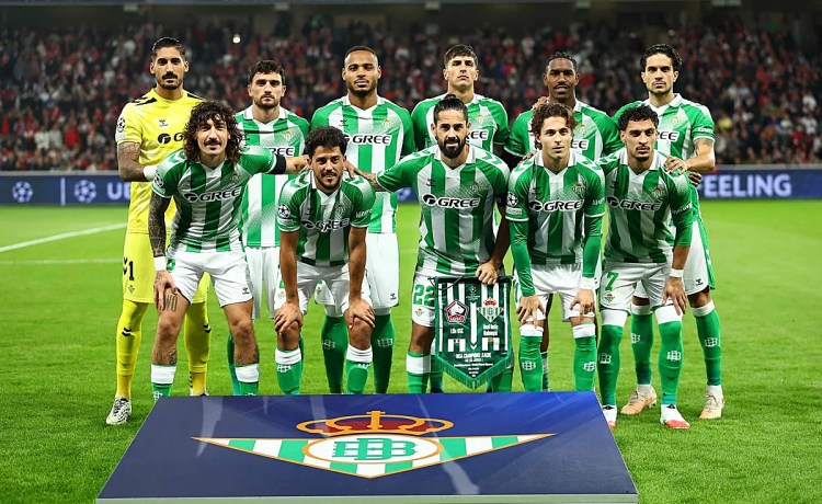 El Betis dio pérdidas de quince millones de euros en la 2025-26 para poder mantener la plantilla en el año Champions El Betis dio pérdidas de quince millones de euros en la 2025-26 para poder mantener la plantilla en el año Champions