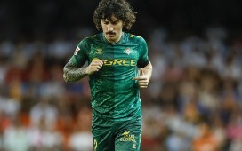 El ‘dardo’ de Bellerín a De la Fuente: «Parece que suelen ver poco los partidos del Betis» El ‘dardo’ de Bellerín a De la Fuente: «Parece que suelen ver poco los partidos del Betis»