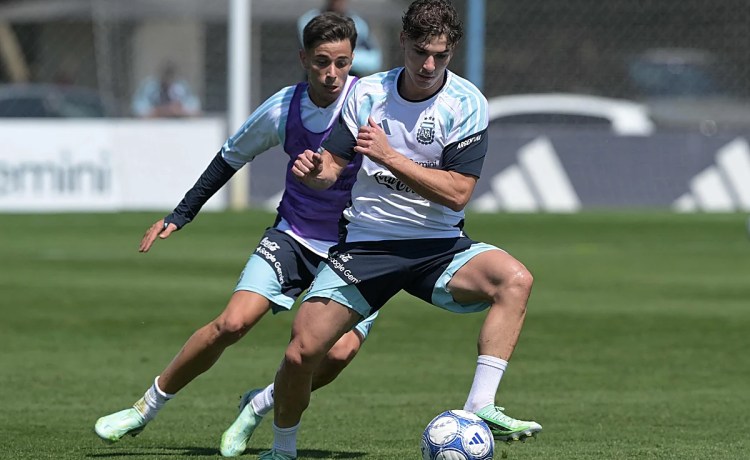 Valentín Gómez debuta con la Selección Argentina ante Bolivia Valentín Gómez debuta con la Selección Argentina ante Bolivia
