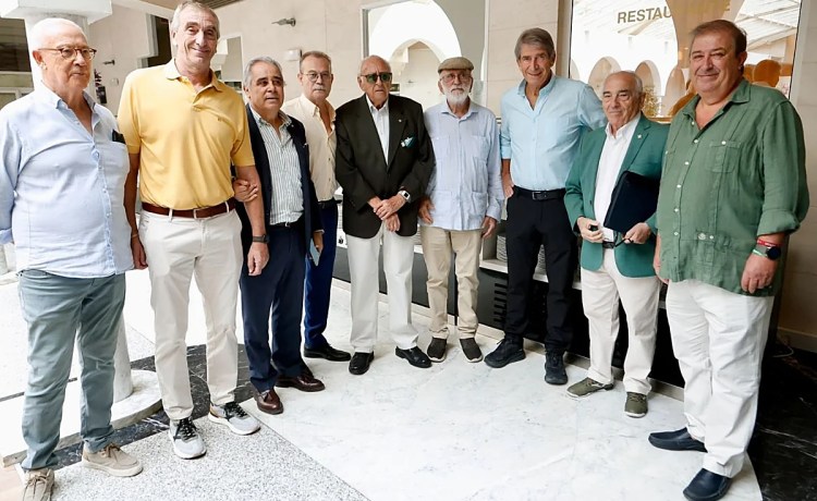 Pellegrini se reúne con los béticos veteranos Pellegrini se reúne con los béticos veteranos