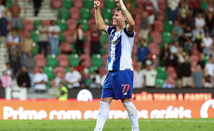 El Oporto recupera efectivos en la defensa para el duelo ante el Betis El Oporto recupera efectivos en la defensa para el duelo ante el Betis