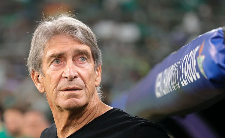 Pellegrini: «No hay que conformarse con jugar la Champions, sino disputarla hasta donde la realidad futbolística nos permita llegar» Pellegrini: «No hay que conformarse con jugar la Champions, sino disputarla hasta donde la realidad futbolística nos permita llegar»