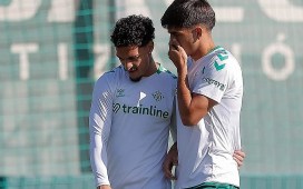 Pellegrini desvela que el robo en casa de Antony se produjo «estando su hijo» y que «por suerte no hay más consecuencias que las materiales» Pellegrini desvela que el robo en casa de Antony se produjo «estando su hijo» y que «por suerte no hay más consecuencias que las materiales»