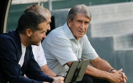 Pellegrini: «La actuación arbitral fue lamentable y sin criterio futbolístico» Pellegrini: «La actuación arbitral fue lamentable y sin criterio futbolístico»