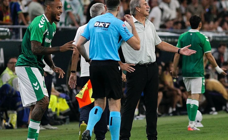 Tantas polémicas como para enfadar a Pellegrini Tantas polémicas como para enfadar a Pellegrini