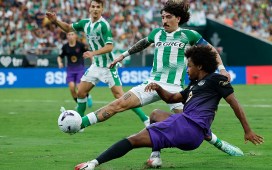 Bellerín denuncia por delitos de odio al youtuber que le dirigió insultos homófobos tras el Betis – Real Madrid Bellerín denuncia por delitos de odio al youtuber que le dirigió insultos homófobos tras el Betis – Real Madrid