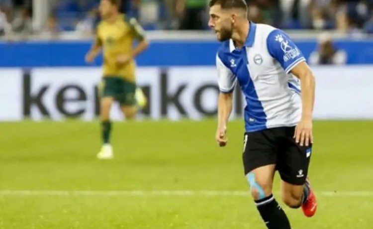 Betis y Alavés negocian por Rioja con el sí del jugador> Betis y Alavés negocian por Rioja con el sí del jugador>