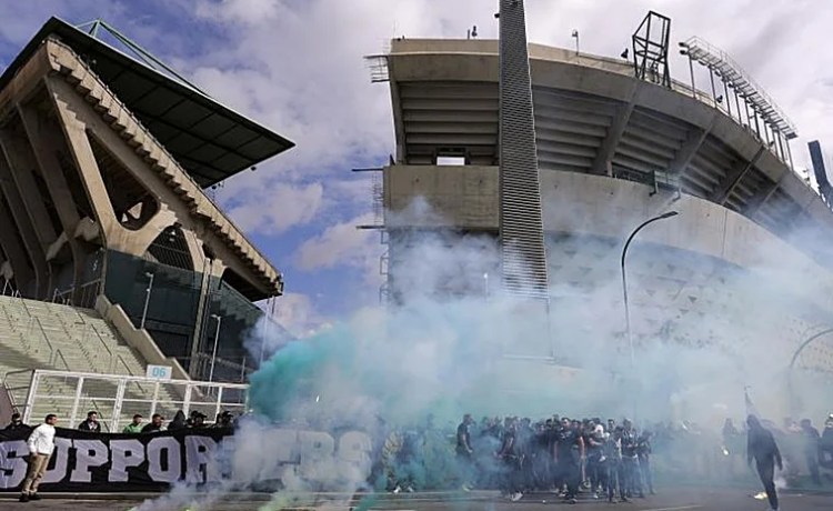 Maneras de vivir una previa de un derbi sevillano Maneras de vivir una previa de un derbi sevillano