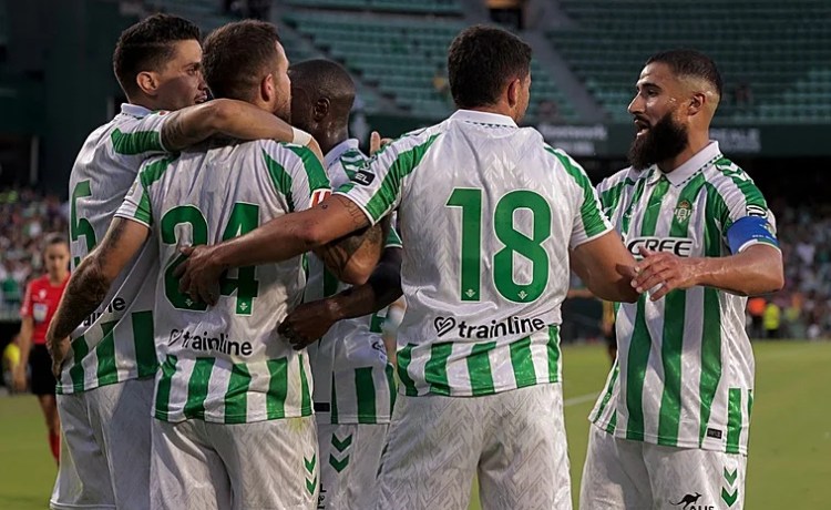 El Betis espera tener todas sus fichas listas para el debut ante el Girona El Betis espera tener todas sus fichas listas para el debut ante el Girona