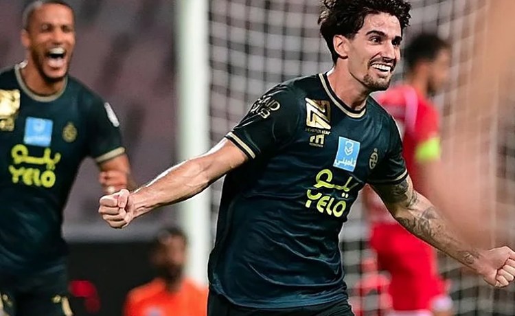 Collado, cedido por el Betis, anota por tercera jornada consecutiva en Arabia Saudí Collado, cedido por el Betis, anota por tercera jornada consecutiva en Arabia Saudí