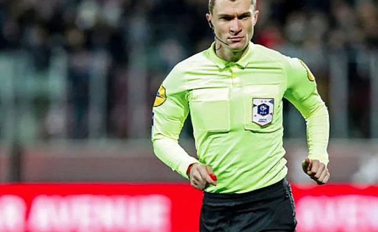 El francés Willy Delajod, árbitro del Betis – Copenhague El francés Willy Delajod, árbitro del Betis – Copenhague