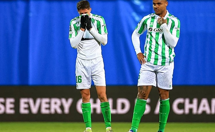 El Betis deja de ingresar más de un millón de euros por sus traspiés en Europa El Betis deja de ingresar más de un millón de euros por sus traspiés en Europa