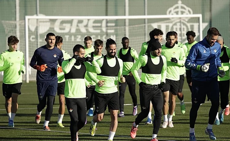 Alineaciones del Huesca – Betis de la Copa del Rey 2024-2025: Pellegrini sale con Isco y Lo Celso Alineaciones del Huesca – Betis de la Copa del Rey 2024-2025: Pellegrini sale con Isco y Lo Celso