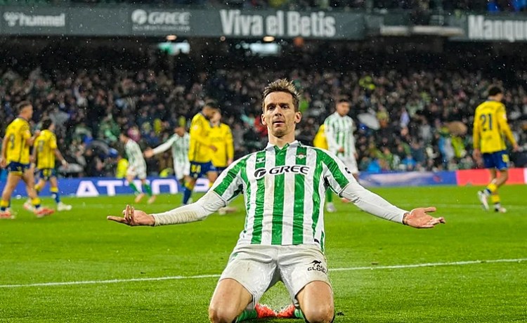 Diego Llorente y el Vitoria de Guimaraes – Betis: «Todos somos conscientes de lo que nos jugamos» Diego Llorente y el Vitoria de Guimaraes – Betis: «Todos somos conscientes de lo que nos jugamos»