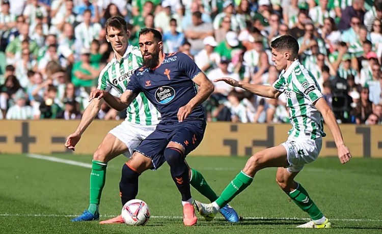 Borja Iglesias quiere quedarse en el Celta: «Está todo donde tiene que estar» Borja Iglesias quiere quedarse en el Celta: «Está todo donde tiene que estar»
