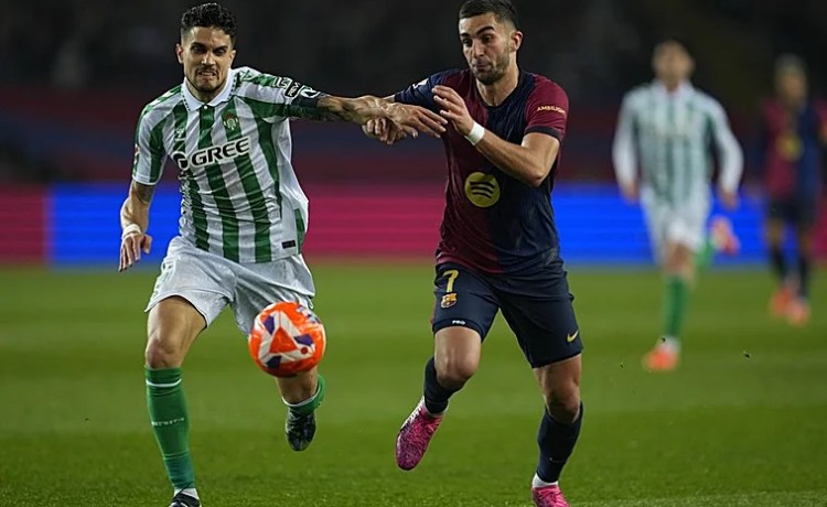 Barcelona – Betis, las notas de los futbolistas: ¿Van Dijk? ¿Ruben Dias? ¿Huijsen? No, Marc Bartra Barcelona – Betis, las notas de los futbolistas: ¿Van Dijk? ¿Ruben Dias? ¿Huijsen? No, Marc Bartra