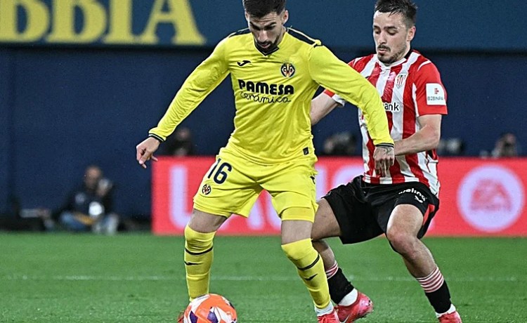 Betis y Villarreal llegan igualados al partido por la Champions del Domingo de Ramos Betis y Villarreal llegan igualados al partido por la Champions del Domingo de Ramos