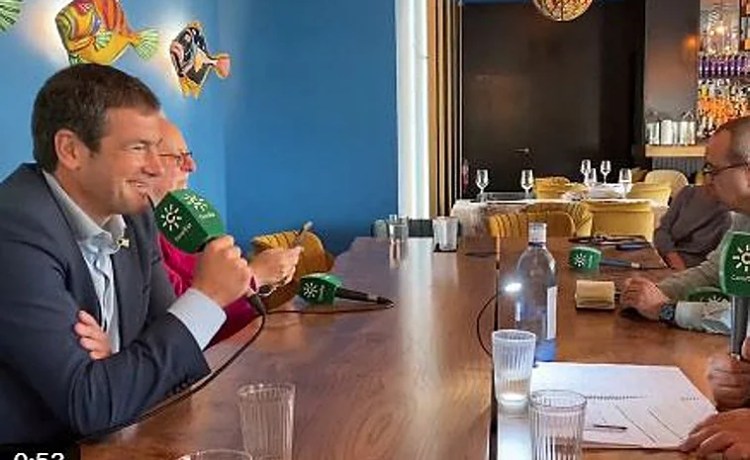 Alarcón: «¿La continuidad de Antony? Soy moderadamente optimista» Alarcón: «¿La continuidad de Antony? Soy moderadamente optimista»
