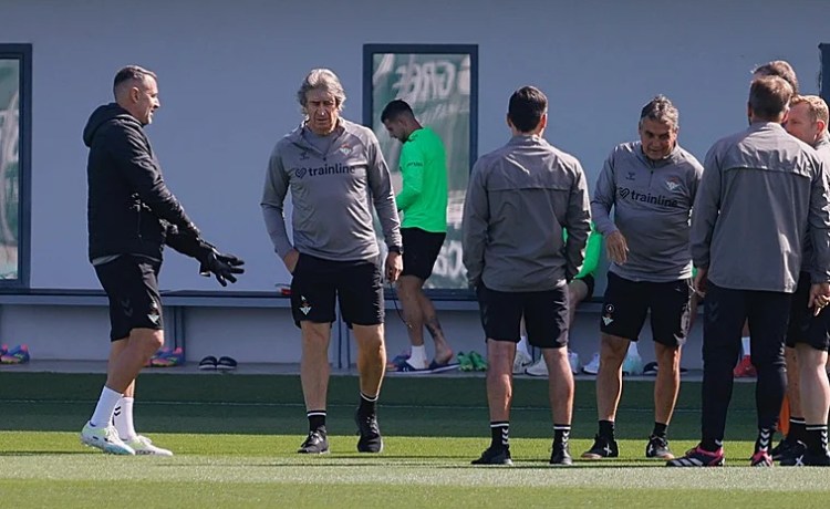 El Betis sigue preparando el ilusionante duelo ante el Jagiellonia El Betis sigue preparando el ilusionante duelo ante el Jagiellonia