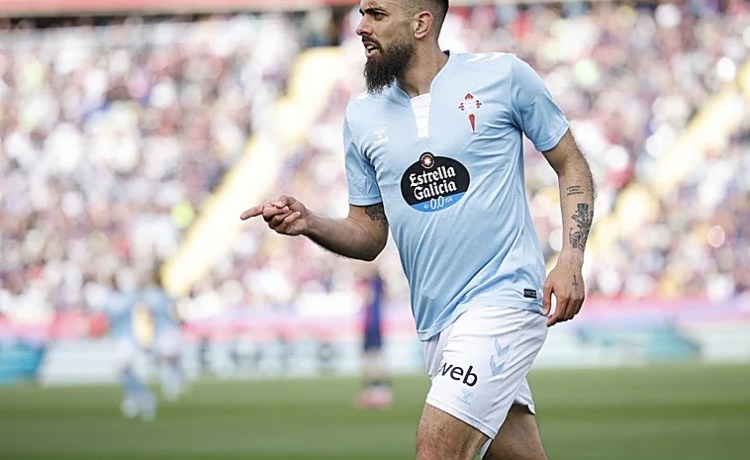 La derrota del Villarreal en Balaídos pone la Champions a un punto del Betis La derrota del Villarreal en Balaídos pone la Champions a un punto del Betis