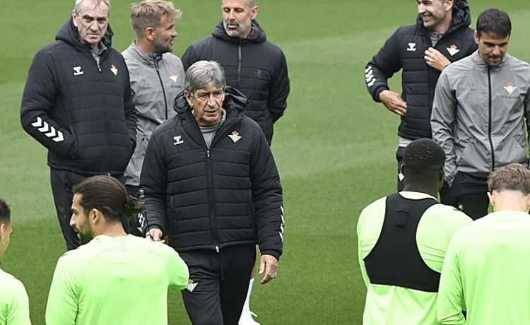 Pellegrini: «La madurez del plantel es lo que nos permite estar en este momento» Pellegrini: «La madurez del plantel es lo que nos permite estar en este momento»