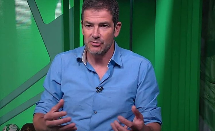 El lunes por la mañana y sin orden de antigüedad, última oportunidad para los socios del Betis para comprar entradas de la final de la Conference El lunes por la mañana y sin orden de antigüedad, última oportunidad para los socios del Betis para comprar entradas de la final de la Conference