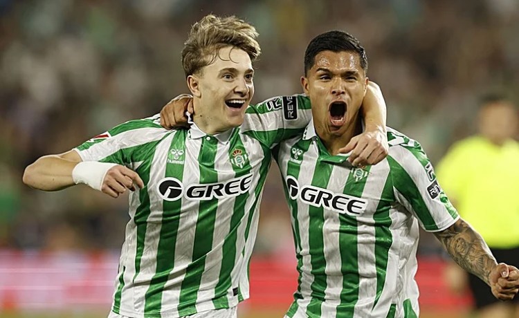 El padre de Jesús Rodríguez: «La sensación que tengo es que el Betis pudo hacer más» El padre de Jesús Rodríguez: «La sensación que tengo es que el Betis pudo hacer más»