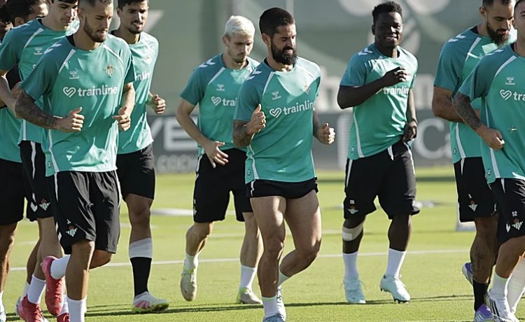 El Betis tratará con Isco una renovación de leyenda El Betis tratará con Isco una renovación de leyenda