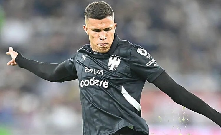 Fajardo viaja a México para tratar de cerrar el fichaje de Deossa por el Betis Fajardo viaja a México para tratar de cerrar el fichaje de Deossa por el Betis