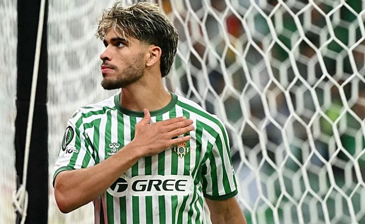 Abde, seria duda para el arranque liguero del Betis Abde, seria duda para el arranque liguero del Betis
