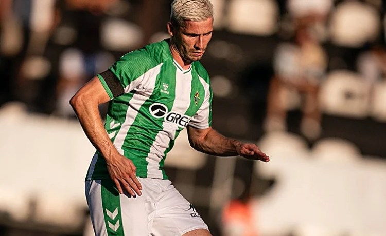 El Betis cierra el traspaso de Perraud al Lille El Betis cierra el traspaso de Perraud al Lille
