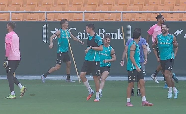 Alineaciones oficiales del Betis – Alavés de LaLiga EA Sports 2025-26: Junior, la novedad de Pellegrini Alineaciones oficiales del Betis – Alavés de LaLiga EA Sports 2025-26: Junior, la novedad de Pellegrini