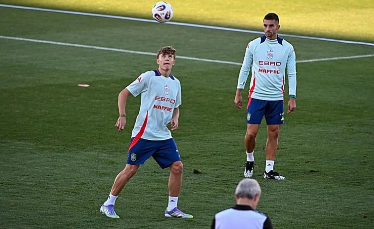 Jesús Rodríguez, tras marcharse del Betis: «No lo quería decir, pero mi intención es volver al club» Jesús Rodríguez, tras marcharse del Betis: «No lo quería decir, pero mi intención es volver al club»