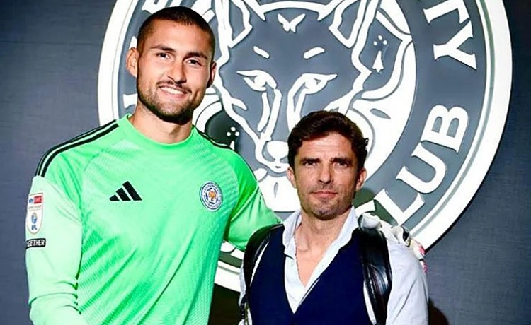 Fran Vieites firma por el Leicester City Fran Vieites firma por el Leicester City