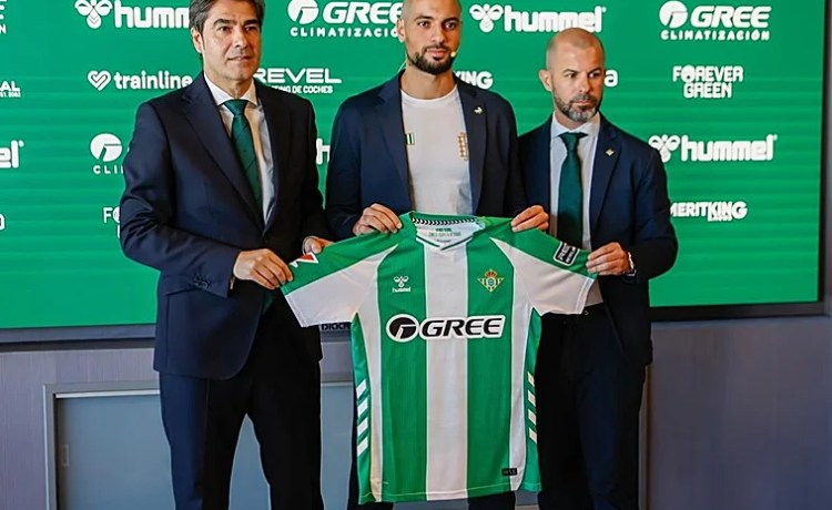 Amrabat: «Cuando escuché la oferta del Betis sólo podía decidirme por esta opción» Amrabat: «Cuando escuché la oferta del Betis sólo podía decidirme por esta opción»