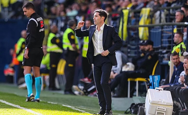 Marcelino, sobre el encuentro con el Betis: «Para nosotros este partido es más importante que el del City» Marcelino, sobre el encuentro con el Betis: «Para nosotros este partido es más importante que el del City»