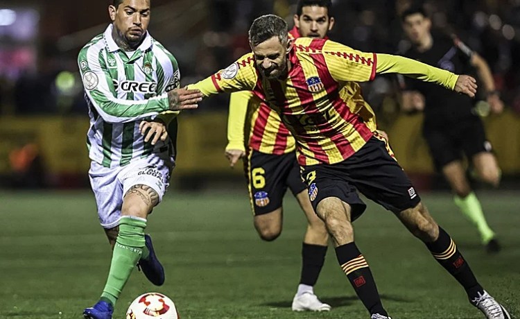 La titularidad del Chimy ante el Palma del Río obliga al Betis a abonar 350.000 euros más al Osasuna La titularidad del Chimy ante el Palma del Río obliga al Betis a abonar 350.000 euros más al Osasuna