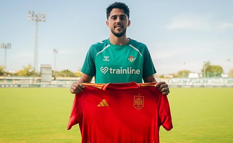 Fornals: «Cualquier logro individual, como es que te llame tu selección, lo sentimos como algo de todo el equipo» Fornals: «Cualquier logro individual, como es que te llame tu selección, lo sentimos como algo de todo el equipo»