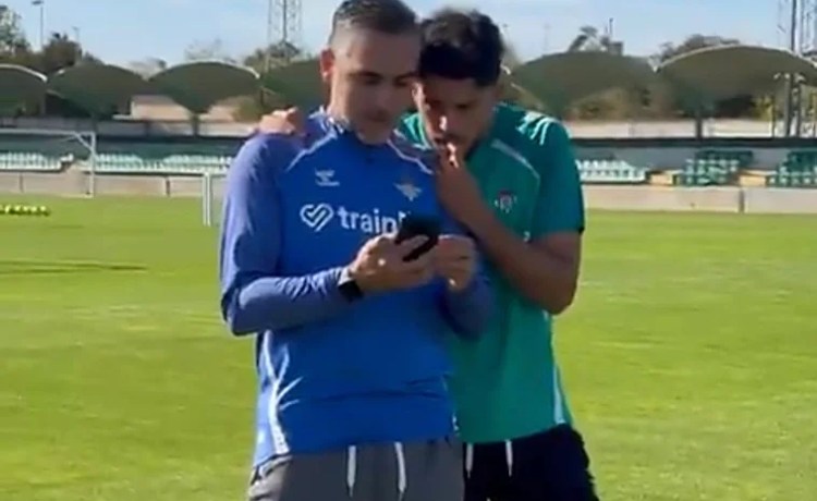 La reacción de Pablo Fornals a su convocatoria con la selección española La reacción de Pablo Fornals a su convocatoria con la selección española