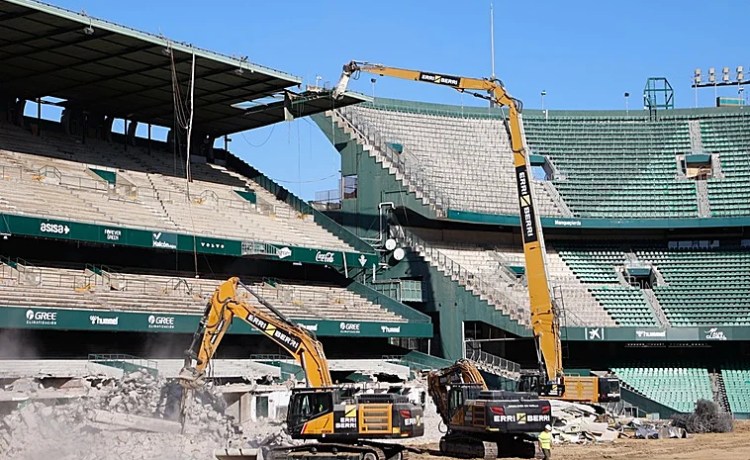 El Betis estima en unos 160 millones de euros el coste de la obra del Benito Villamarín El Betis estima en unos 160 millones de euros el coste de la obra del Benito Villamarín