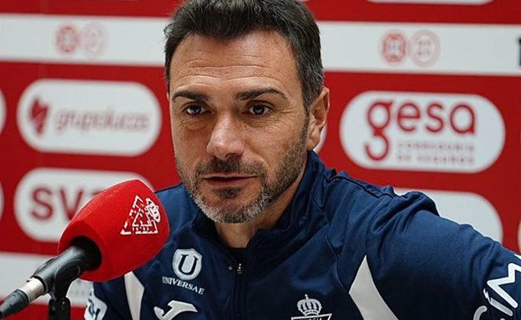 Adrián Colunga celebra jugar contra el Betis en la Copa: «Será una gran experiencia para todos» Adrián Colunga celebra jugar contra el Betis en la Copa: «Será una gran experiencia para todos»