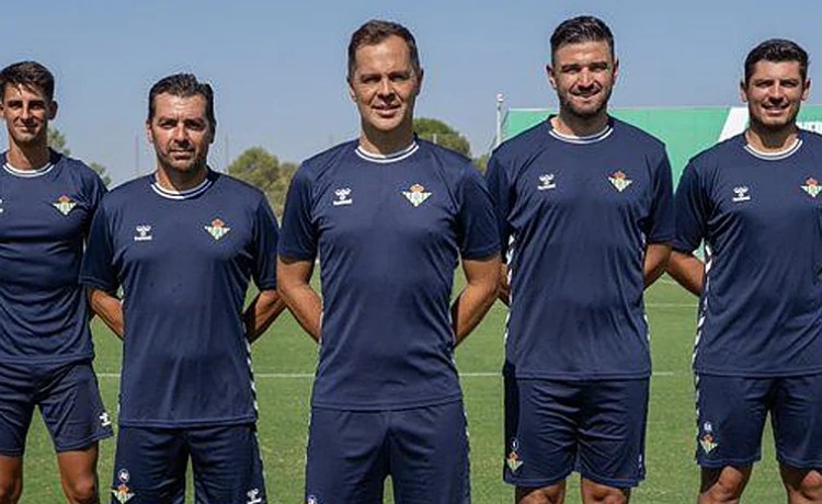 Dani Fragoso sustituirá a Javi Medina en el Betis Deportivo Dani Fragoso sustituirá a Javi Medina en el Betis Deportivo