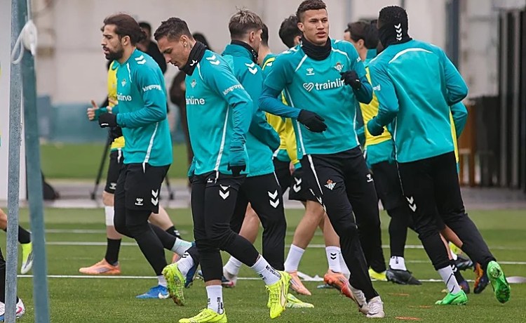 Alineaciones probables del Betis – Elche de la Copa del Rey 2025-2026: onces y banquillo de suplentes Alineaciones probables del Betis – Elche de la Copa del Rey 2025-2026: onces y banquillo de suplentes