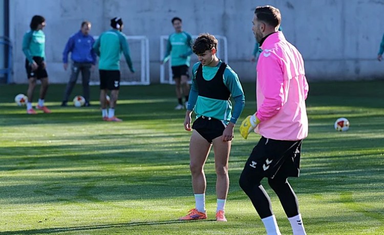 Ortiz se apunta al Betis – Villarreal Ortiz se apunta al Betis – Villarreal