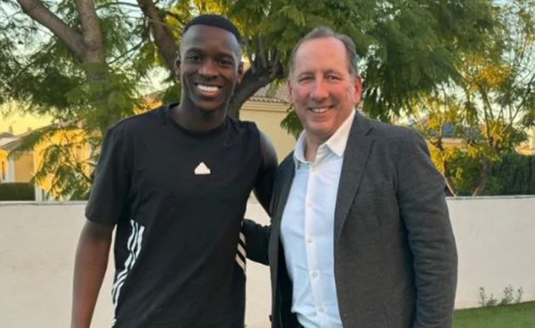 El dueño de Textor Group ya da por cerrado el fichaje de Luiz Henrique> El dueño de Textor Group ya da por cerrado el fichaje de Luiz Henrique>