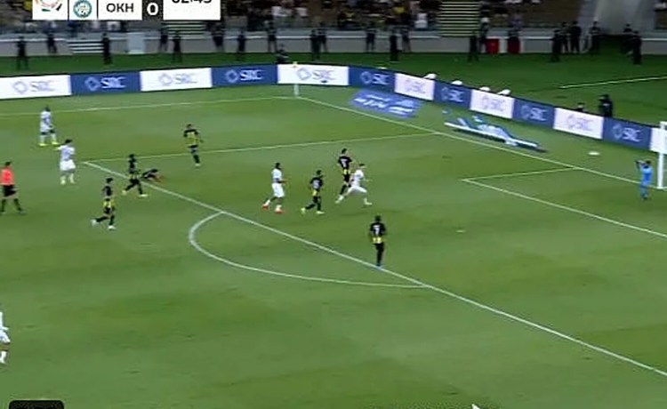 El golazo de Collado, cedido por el Betis, en Arabia Saudí El golazo de Collado, cedido por el Betis, en Arabia Saudí