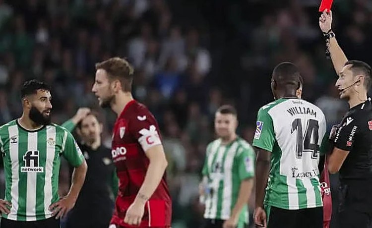 Sánchez Martínez, árbitro del derbi Betis – Sevilla Sánchez Martínez, árbitro del derbi Betis – Sevilla